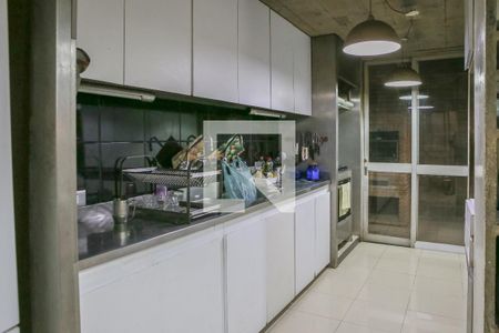 Casa à venda com 430m², 4 quartos e 4 vagas Casa à venda com 430m², 4 quartos e 4 vagasCozinha