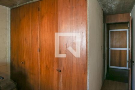 Casa à venda com 430m², 4 quartos e 4 vagas Casa à venda com 430m², 4 quartos e 4 vagasSuíte 4