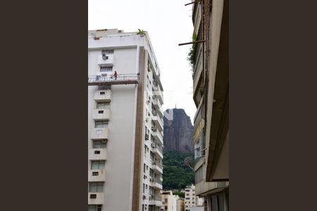 Vista da sala  de apartamento à venda com 2 quartos, 77m² em Lagoa, Rio de Janeiro