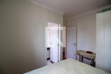 Apartamento à venda com 170m², 4 quartos e 3 vagas Apartamento à venda com 170m², 4 quartos e 3 vagasQuarto 3 - Suíte 2