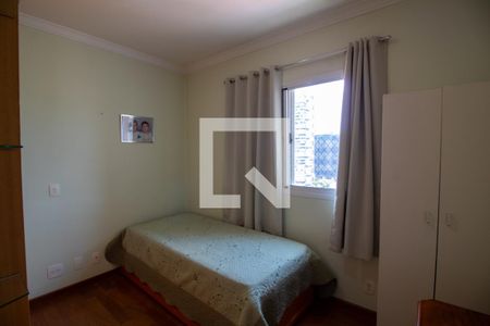 Apartamento à venda com 170m², 4 quartos e 3 vagas Apartamento à venda com 170m², 4 quartos e 3 vagasQuarto 2 - Suíte 1