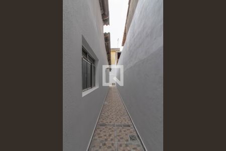 Casa à venda com 128m², 2 quartos e 2 vagasCorredor Lateral