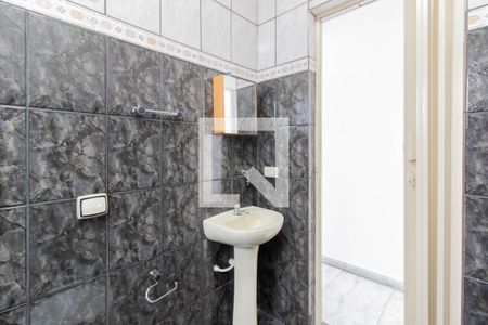 Casa à venda com 128m², 2 quartos e 2 vagasBanheiro