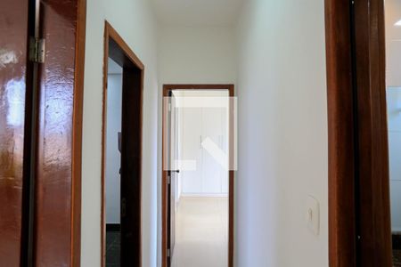 Corredor de apartamento à venda com 3 quartos, 160m² em Nova Floresta, Belo Horizonte