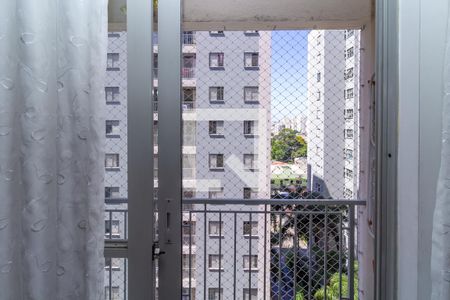 Sacada de apartamento à venda com 3 quartos, 64m² em Vila Ivone, São Paulo