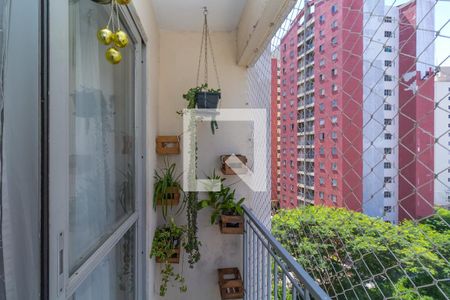 Sacada de apartamento à venda com 3 quartos, 64m² em Vila Ivone, São Paulo