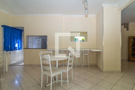 Apartamento à venda com 64m², 3 quartos e 1 vaga Apartamento à venda com 64m², 3 quartos e 1 vagaÁrea comum - Salão de festas