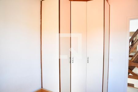 Casa de condomínio para alugar com 200m², 3 quartos e 3 vagasQuarto