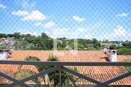 Casa de condomínio para alugar com 200m², 3 quartos e 3 vagasSuíte