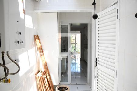 Casa de condomínio para alugar com 200m², 3 quartos e 3 vagasÁrea de Serviço