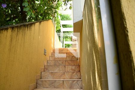Casa de condomínio para alugar com 200m², 3 quartos e 3 vagasQuintal