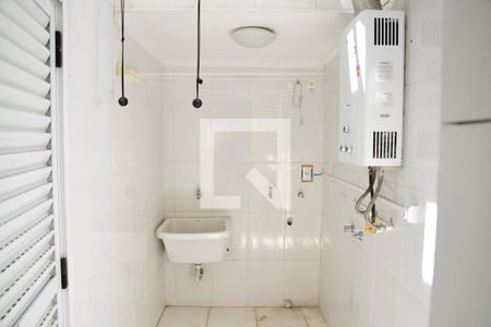 Casa de condomínio para alugar com 200m², 3 quartos e 3 vagasÁrea de Serviço