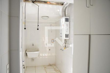 Casa de condomínio para alugar com 200m², 3 quartos e 3 vagasÁrea de Serviço