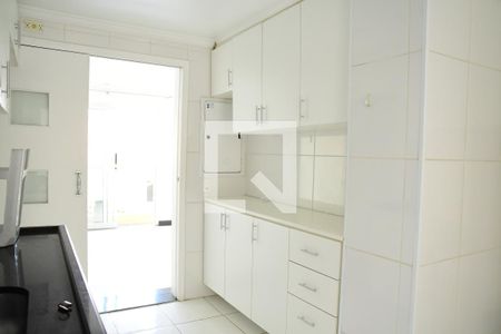 Casa de condomínio para alugar com 200m², 3 quartos e 3 vagasCozinha