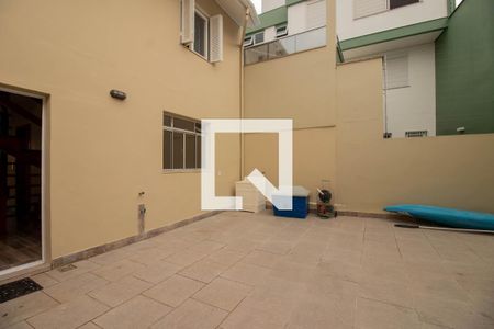 Casa à venda com 110m², 3 quartos e 1 vaga