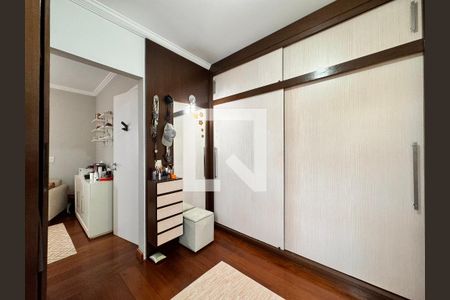 Apartamento à venda com 95m², 3 quartos e 3 vagasQuarto 2