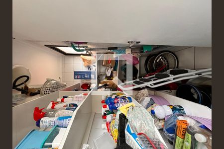 Apartamento à venda com 95m², 3 quartos e 3 vagasDepósito