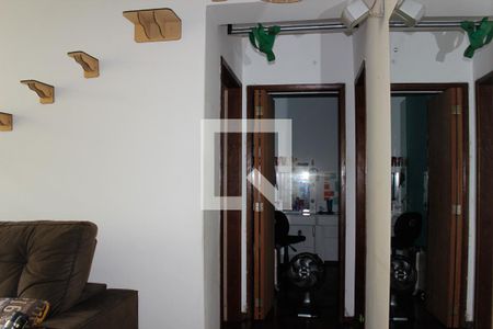 Sala de apartamento à venda com 2 quartos, 54m² em Medianeira, Porto Alegre