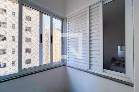 Apartamento à venda com 57m², 2 quartos e 1 vagaSacada