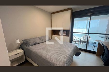 Quarto  de kitnet/studio para alugar com 1 quarto, 30m² em Pinheiros, São Paulo