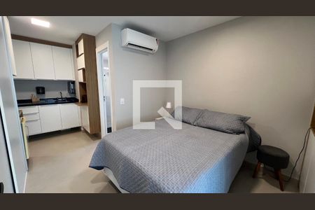Quarto  de kitnet/studio para alugar com 1 quarto, 30m² em Pinheiros, São Paulo
