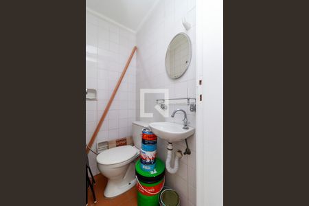 Apartamento à venda com 70m², 2 quartos e 1 vagaÁrea de Serviço - Banheiro