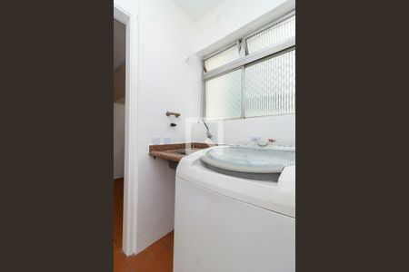 Apartamento à venda com 70m², 2 quartos e 1 vagaÁrea de Serviço