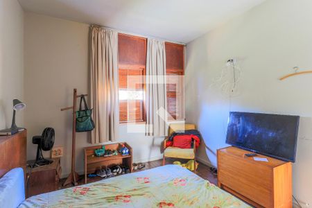 Casa à venda com 310m², 3 quartos e 4 vagasQuarto 2