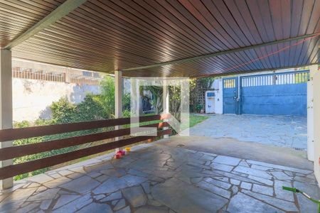 Casa à venda com 310m², 3 quartos e 4 vagasGaragem