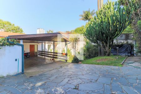 Casa à venda com 310m², 3 quartos e 4 vagasGaragem