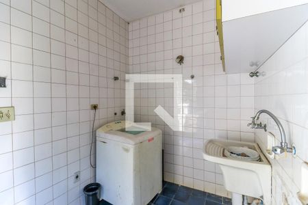 Casa à venda com 310m², 3 quartos e 4 vagasÁrea de Serviço