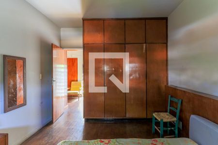 Casa à venda com 310m², 3 quartos e 4 vagasQuarto 2