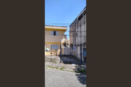 Fachada de casa para alugar com 2 quartos, 100m² em Jardim Catanduva, São Paulo