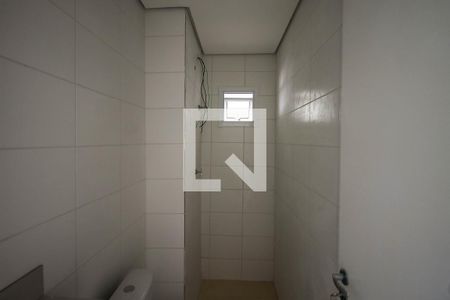 Banheiro de apartamento para alugar com 1 quarto, 38m² em Quinta da Paineira, São Paulo