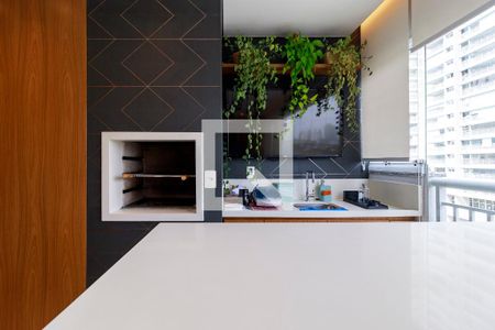 Apartamento à venda com 71m², 2 quartos e 2 vagasSala - Varanda