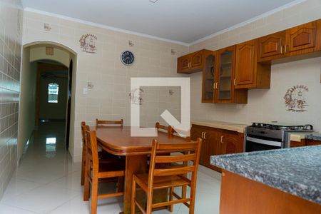 Casa para alugar com 138m², 2 quartos e 2 vagasCozinha