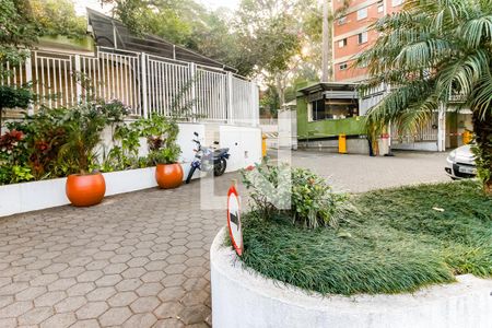 Apartamento para alugar com 45m², 2 quartos e 1 vaga Apartamento para alugar com 45m², 2 quartos e 1 vagaFachada e portaria