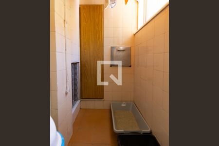 Apartamento à venda com 110m², 2 quartos e sem vagaDetalhe da área de serviço 