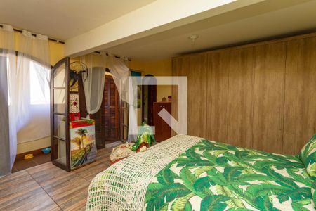 Casa à venda com 350m², 4 quartos e 2 vagas Casa à venda com 350m², 4 quartos e 2 vagasQuarto 3 - suíte