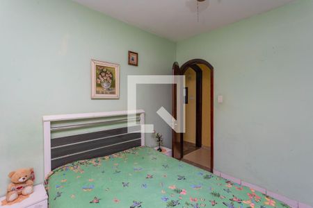 Casa à venda com 350m², 4 quartos e 2 vagas Casa à venda com 350m², 4 quartos e 2 vagasQuarto 2 - suíte