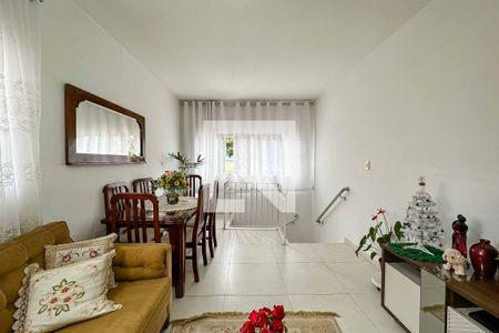 Sala de casa para alugar com 3 quartos, 183m² em Vila Nova Cachoeirinha, São Paulo