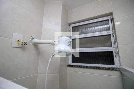 Chuveiro de kitnet/studio para alugar com 1 quarto, 24m² em Flamengo, Rio de Janeiro