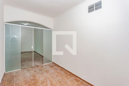 Casa para alugar com 160m², 3 quartos e 2 vagasQuarto 2