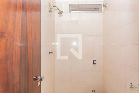 Casa para alugar com 160m², 3 quartos e 2 vagasBanheiro Social