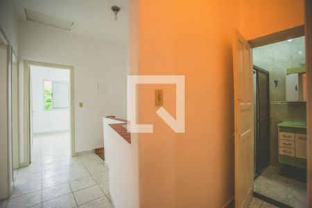 Casa à venda com 118m², 4 quartos e 2 vagasCorredor - Quartos