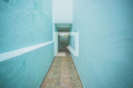 Casa à venda com 118m², 4 quartos e 2 vagasCorredor externo