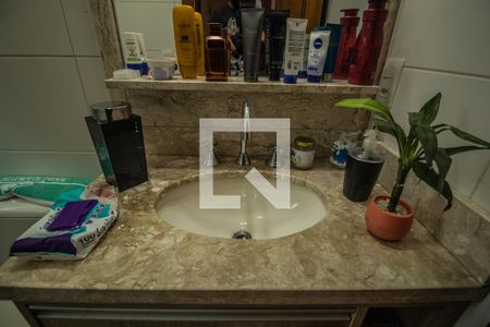 Casa à venda com 78m², 2 quartos e 1 vagaBanheiro