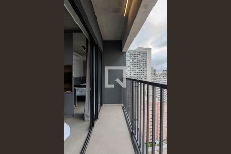 Studio para alugar com 20m², 1 quarto e sem vaga Studio para alugar com 20m², 1 quarto e sem vagaSacada