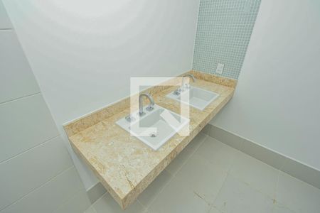 Apartamento para alugar com 134m², 3 quartos e 2 vagasDetalhe Banheiro da Suíte