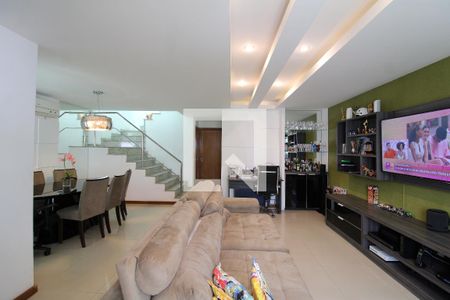 Sala de casa de condomínio à venda com 4 quartos, 178m² em Anil, Rio de Janeiro